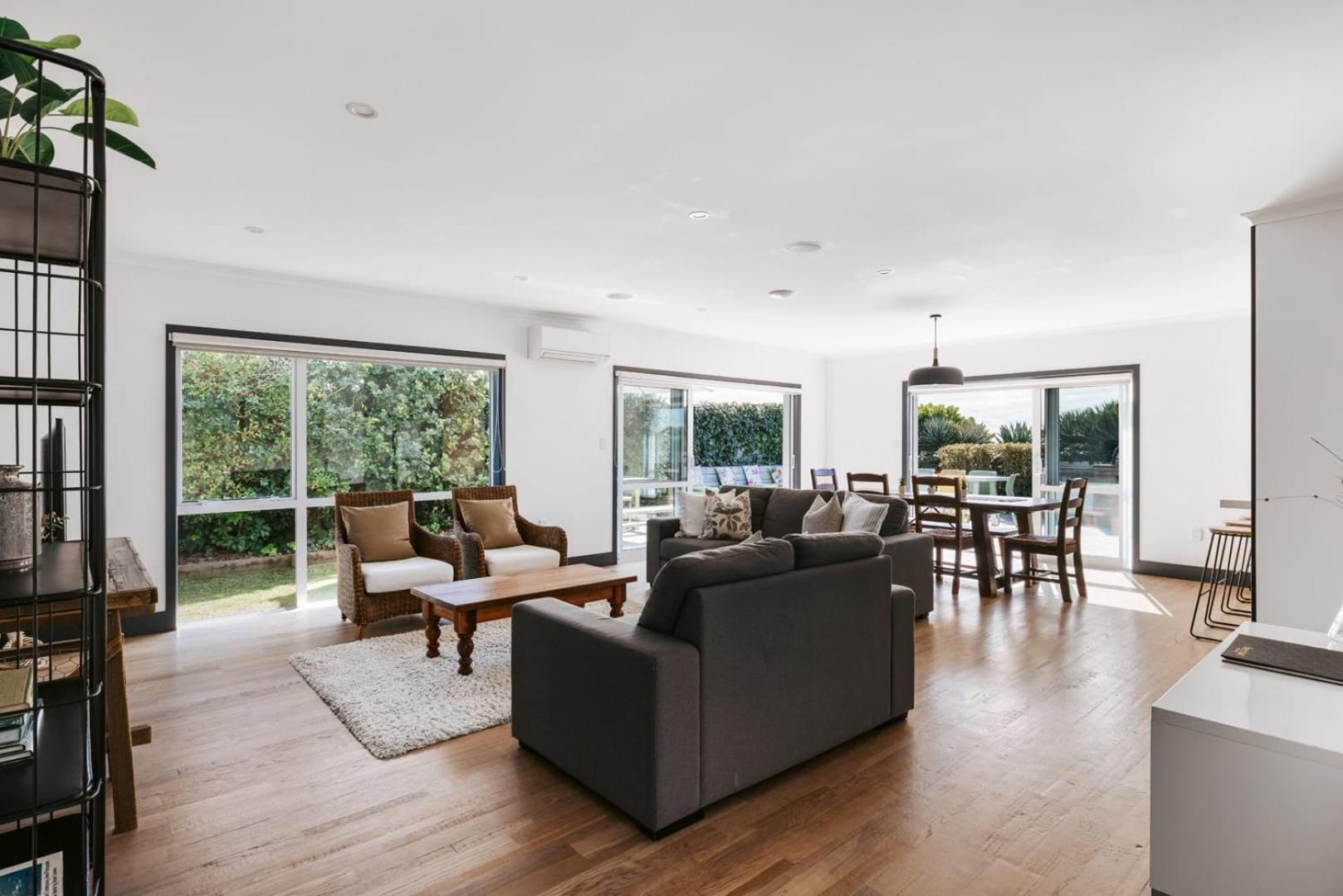 Seaside Beach Retreat - Outdoor Living Villa Mount Maunganui Esterno foto
